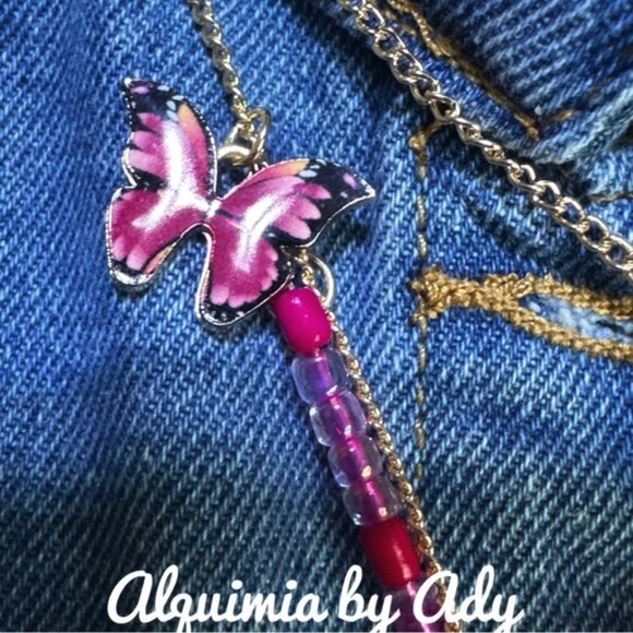 Alquimia Gold and Pink Charm Necklace - Picture 2 of 5